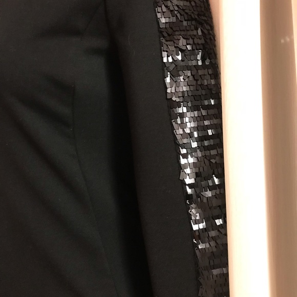 Sexy long sleeve black dress for Holidays 🎉🎊 - Picture 4 of 7